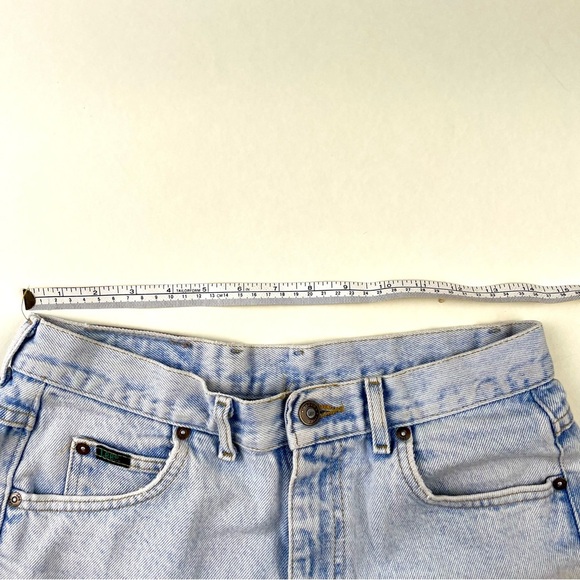 Lee Women's Light Blue Jean Shorts - Picture 2 of 5